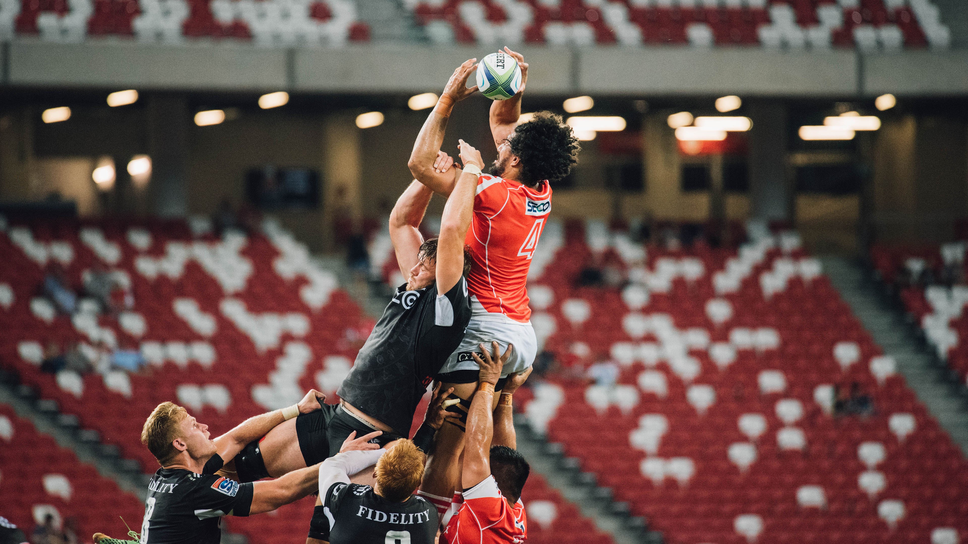 九游游戏在线玩-逆境翻盘：球队在落后时实现奇迹逆转，逆境球生